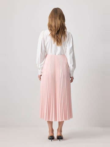 Touche Prive Skirt in Pink