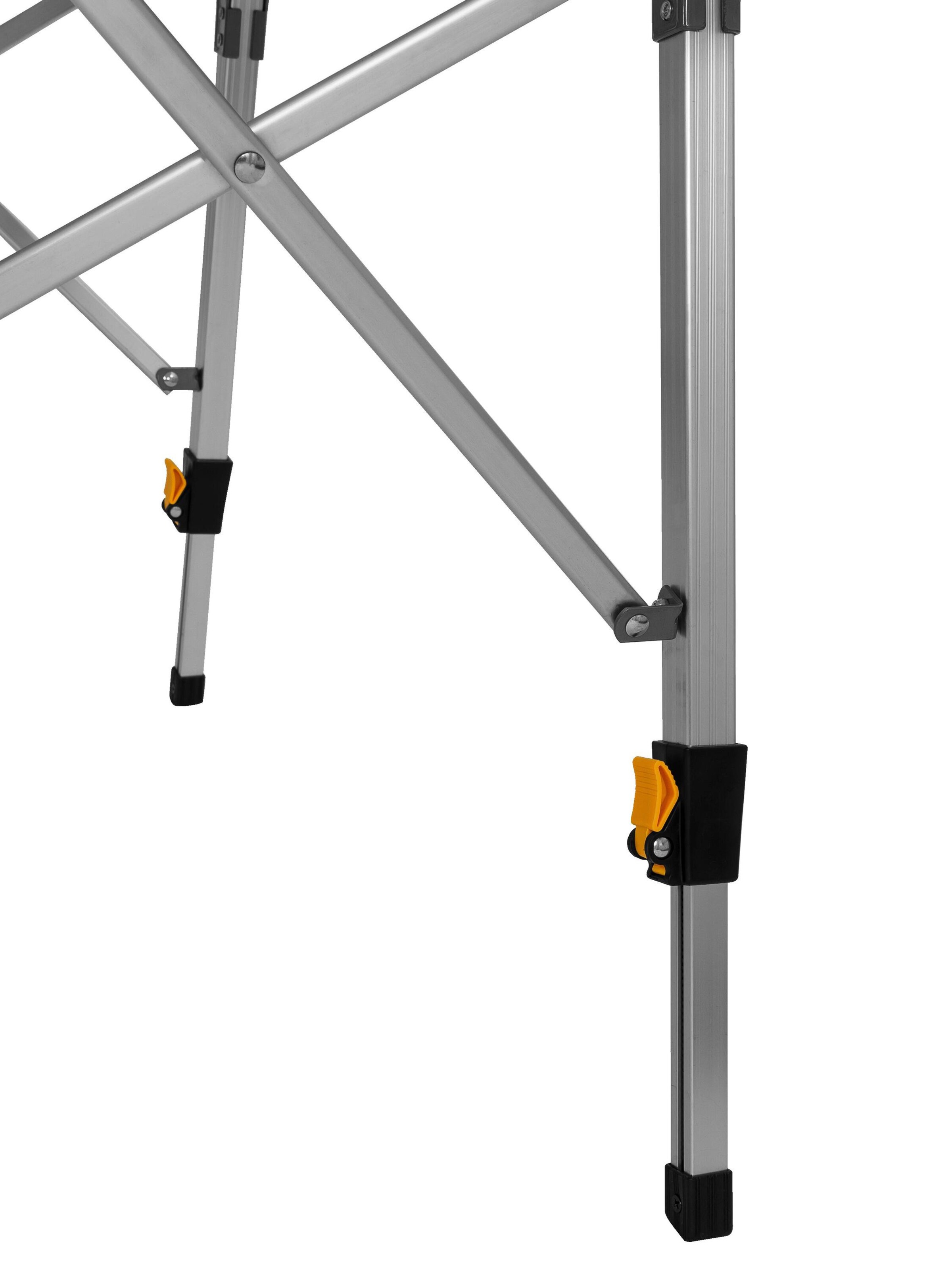 normani Table 'Vogar' in Silver