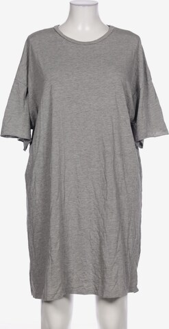 ASOS DESIGN Curve Dress in XXXL in Grey: front
