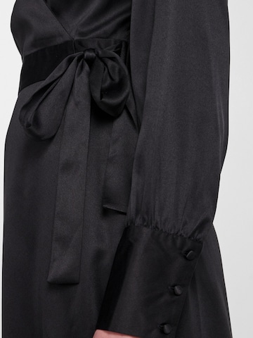 Robe 'SILJA' PIECES en noir