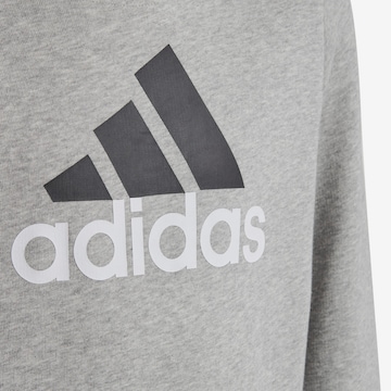 ADIDAS PERFORMANCE Sweatshirt 'Essentials' in Grau