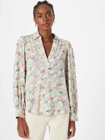 s.Oliver Blouse in White: front