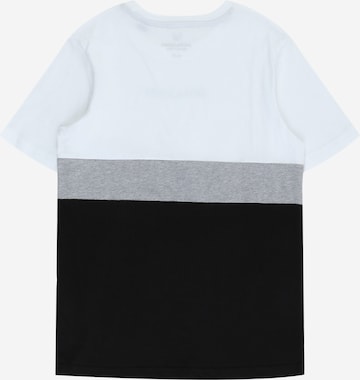 Jack & Jones Junior T-shirt 'REID' i svart