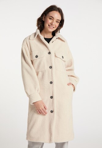 MYMO Between-Seasons Coat in White: front