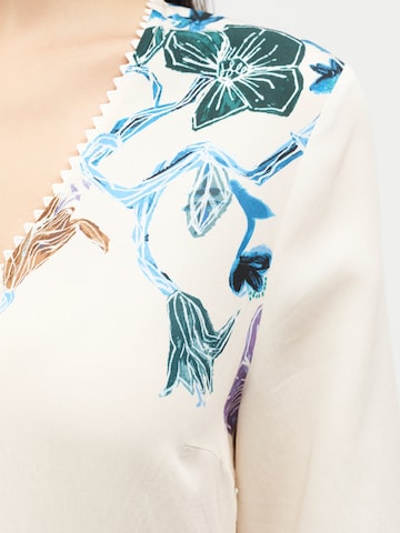 Robe 'NAO' Munthe en blanc