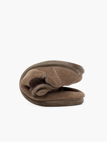 Chaussure basse Pisamonas en gris