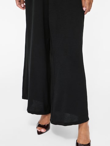 regular Pantaloni 'HELA' di VILA in nero
