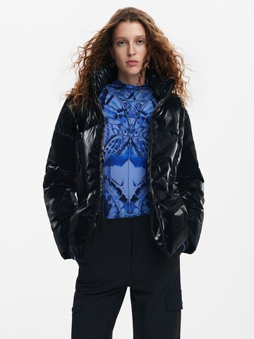 Desigual Winter jacket in Black: front