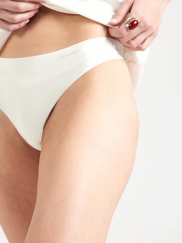 Calvin Klein Underwear Стринги в Бежевый