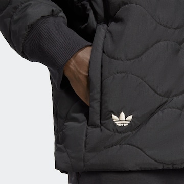 ADIDAS ORIGINALS Between-Season Jacket 'Adicolor Neuclassics' in Black