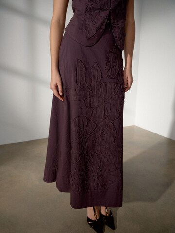 Next Nederdel i brun: forside