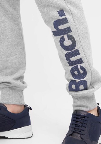 BENCH Regular Pants in Grey