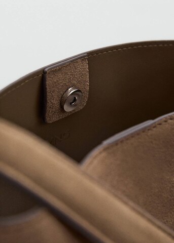 MANGO Schultertasche 'Igor' in Grün