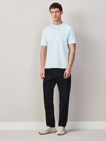 Tricou de la Next pe albastru