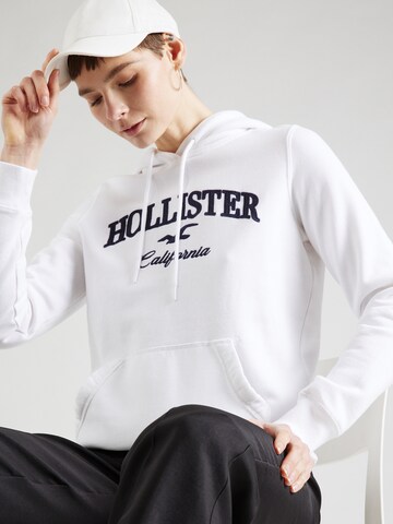 HOLLISTER Sweatshirt 'TECH CORE' in Wit