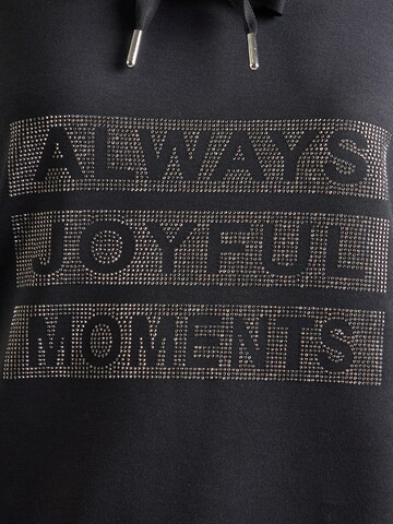 ZABAIONE Collegepaita 'Al44eya' värissä musta