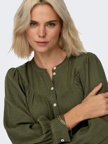 Camicia da donna 'PERRA' di ONLY in verde