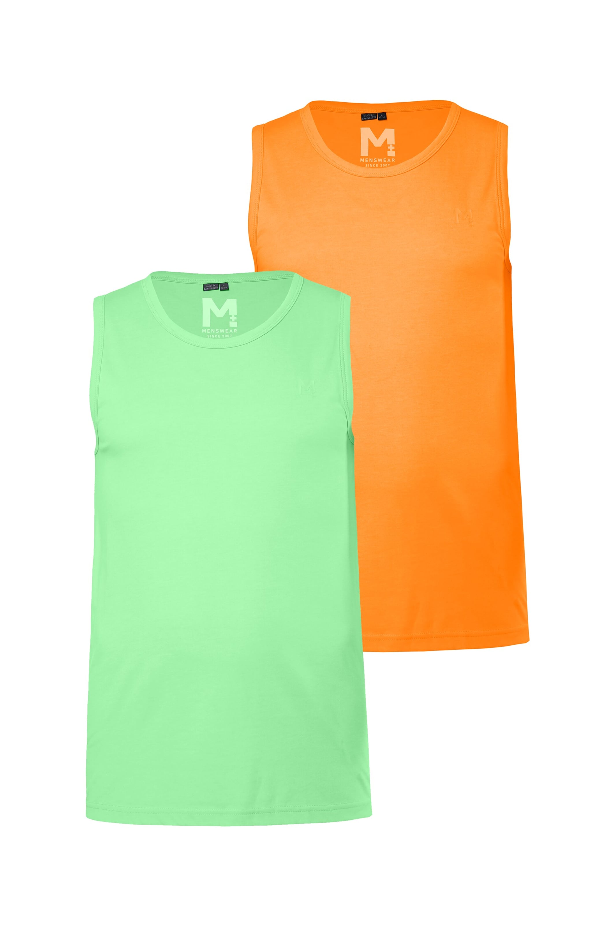 Men Plus Shirt in Green: front