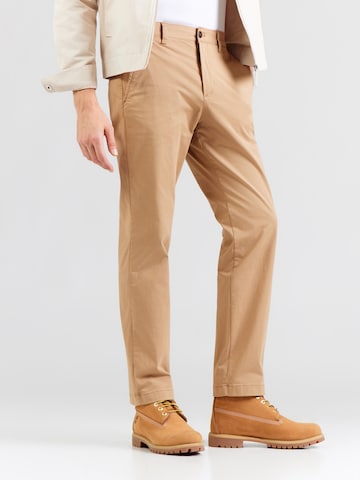 TIMBERLAND regular Παντελόνι τσίνο 'CLAREMONT' σε καφέ: μπροστά