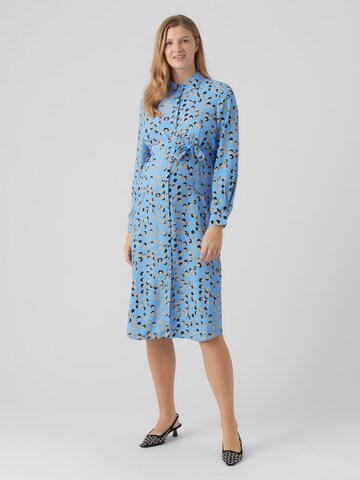 Abito camicia di Vero Moda Maternity in blu