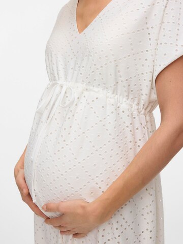 Vero Moda Maternity - Vestido 'VMMTassa' en blanco
