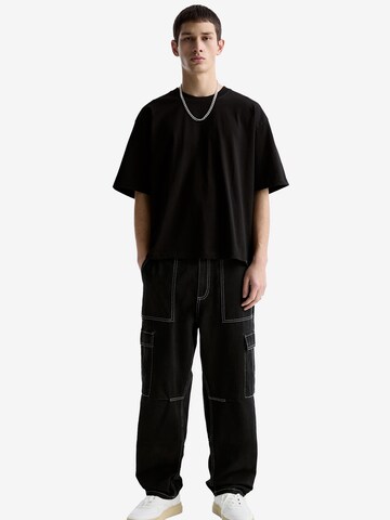 Largi Pantaloni eleganți de la Pull&Bear pe negru