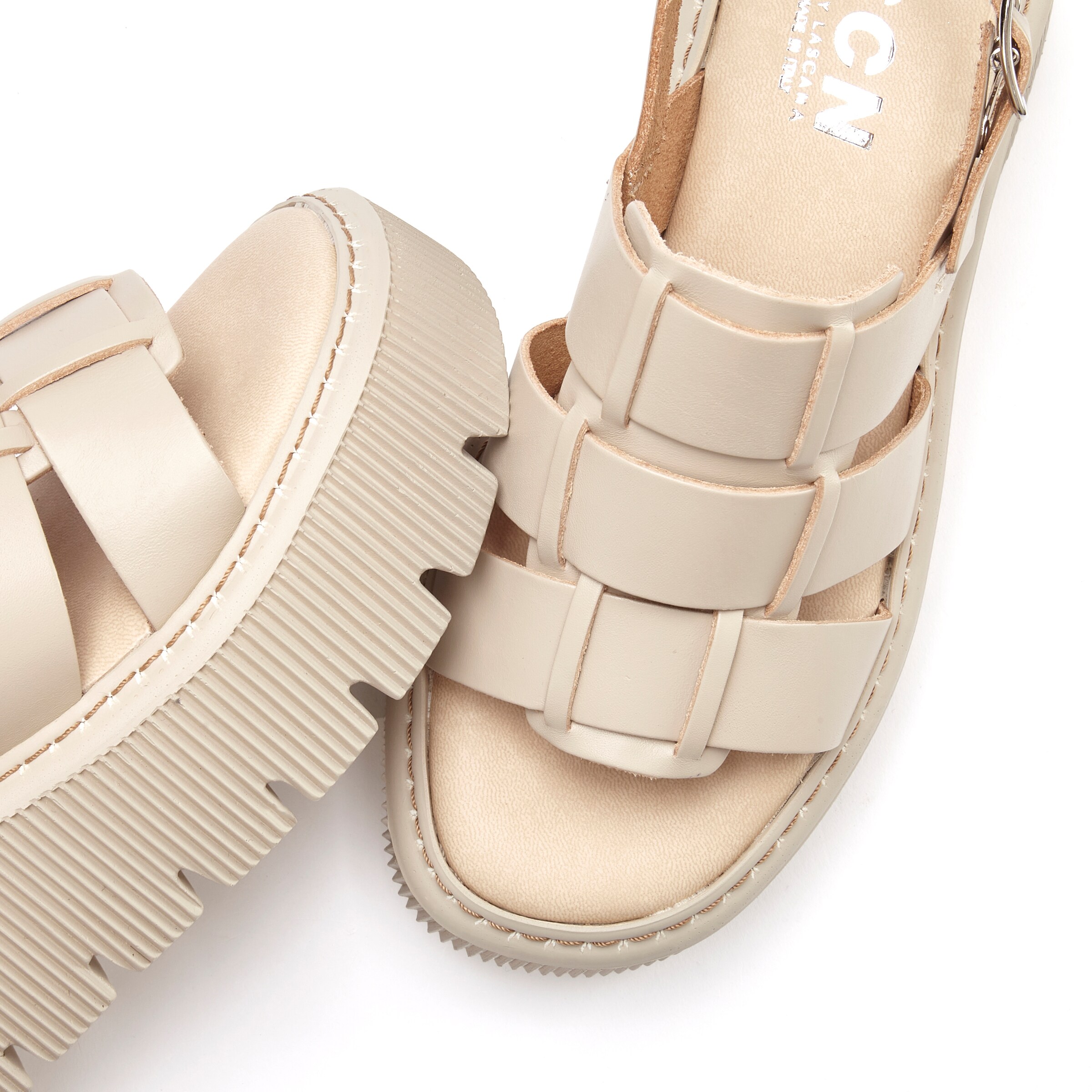 LSCN by LASCANA Sandals in Beige