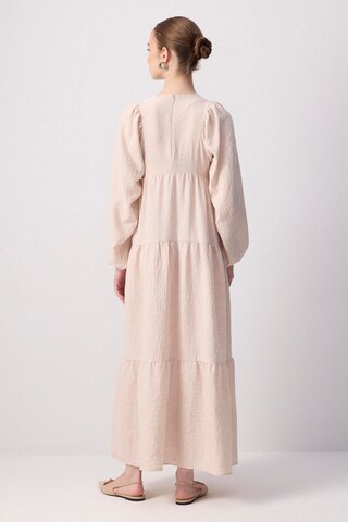 Robe Touche Prive en beige
