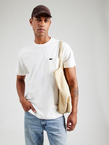 Tricou de la Lee pe alb: față