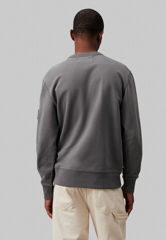 Calvin Klein Jeans Sweatshirt in Grey