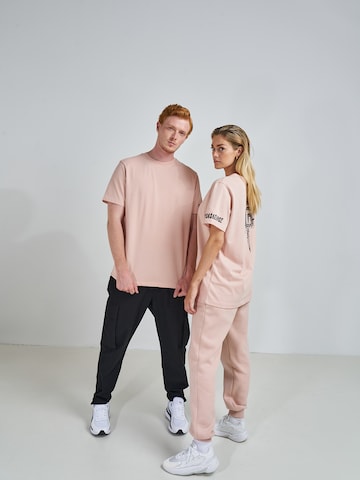 ABOUT YOU x Swalina&Linus Shirt 'Toni' in Pink