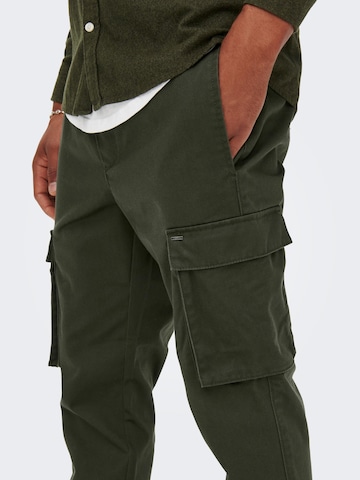 Only & Sons Ozke Kargo hlače 'ROD' | zelena barva