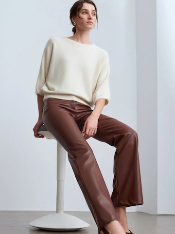 évasé Pantalon Dilvin en marron