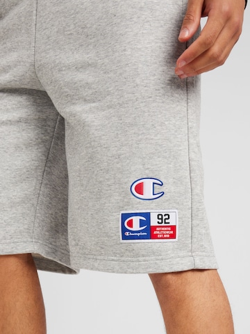 Champion Authentic Athletic Apparel - Loosefit Calças em cinzento