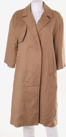 Dixie Jacket & Coat in M in Beige: front