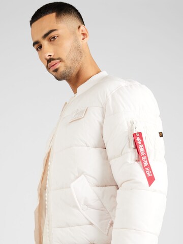 Geacă de primăvară-toamnă 'MA-1' de la ALPHA INDUSTRIES pe alb