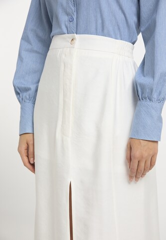 usha BLUE LABEL - Falda en blanco
