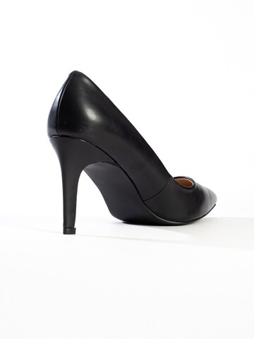 Celena Pumps 'Cody' in Schwarz