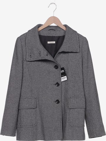 Christian Berg Jacket & Coat in L in Grey: front