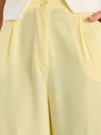 Bianco Lucci Pleat-Front Pants in Lemon yellow, Item view