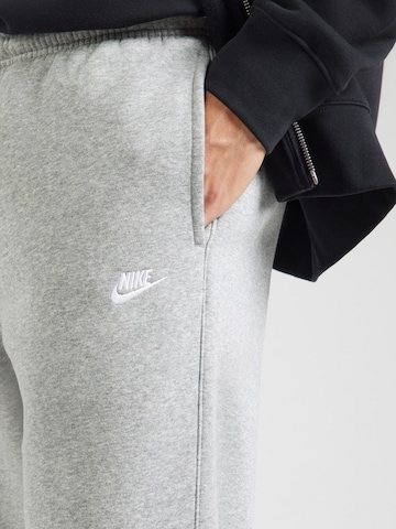 Nike Sportswear Regular Trousers 'Club' in Grey