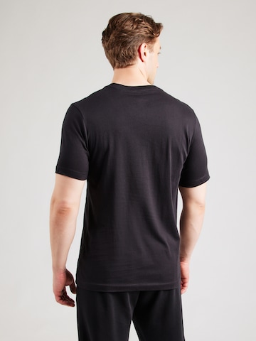 Coupe regular T-Shirt 'Club' Nike Sportswear en noir