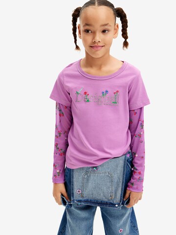 Tricou de la Desigual pe roz: față
