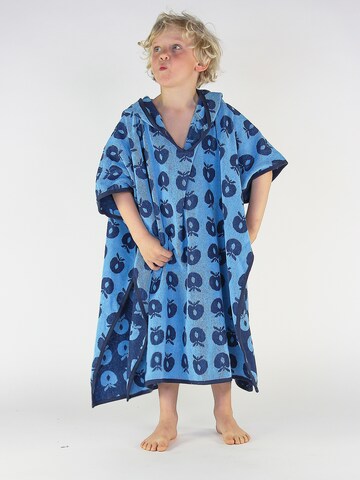 Småfolk Shower Towel 'Apfel' in Blue: front