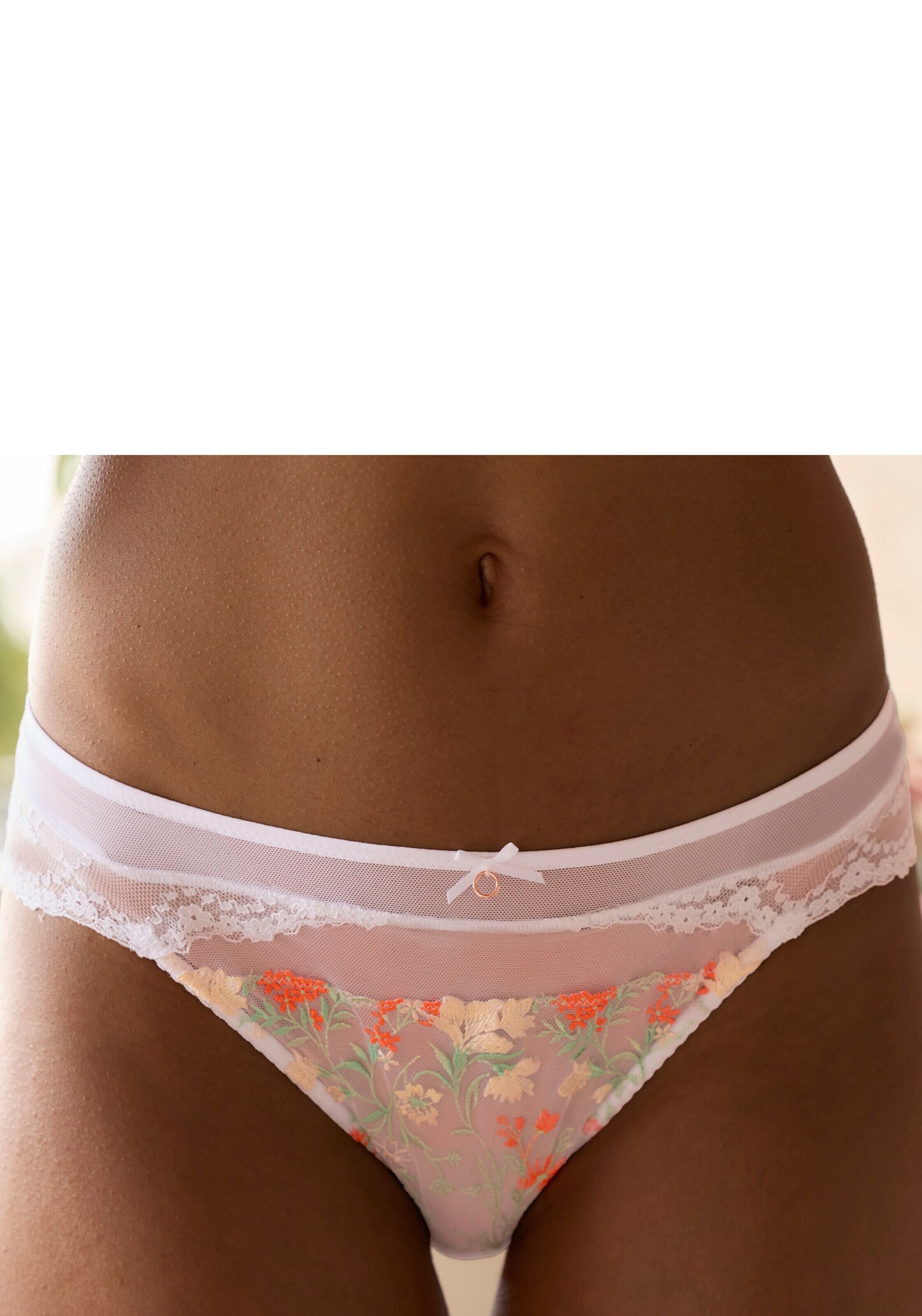 LASCANA Slip in Weiß