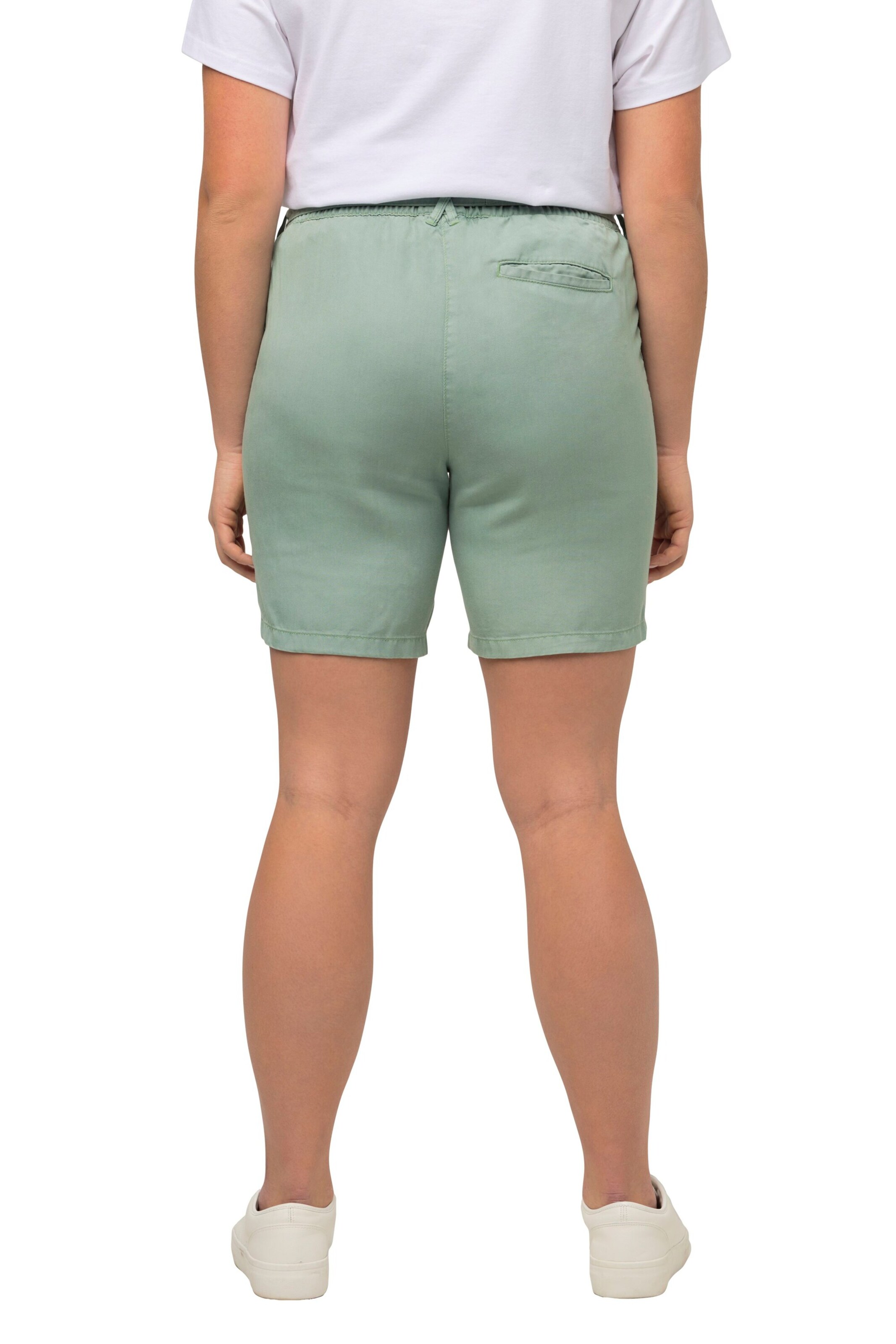 Ulla Popken Regular Shorts in Grün