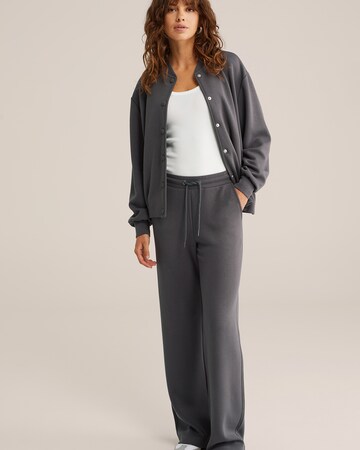 regular Pantaloni di WE Fashion in grigio