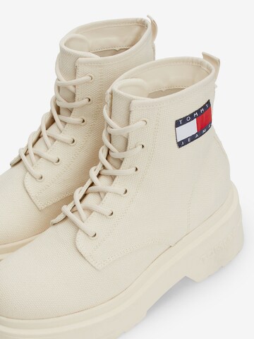 Tommy Jeans Veterlaarsjes in Beige