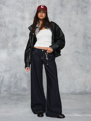 Wide Leg Jean Bershka en bleu : devant