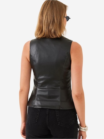 Gilet da completo di Bianco Lucci in nero